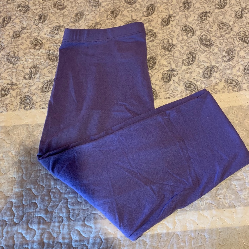 Purple leggings